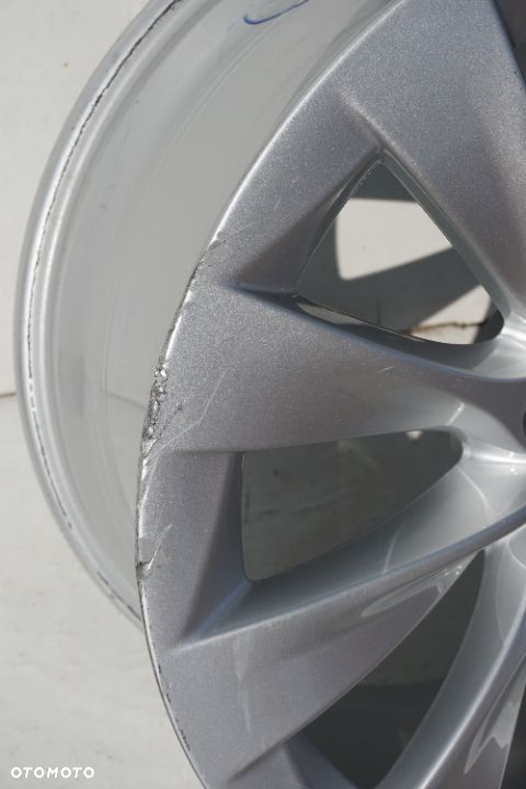 Tesla 5x120 20'' 10J et35 102722500B - 4