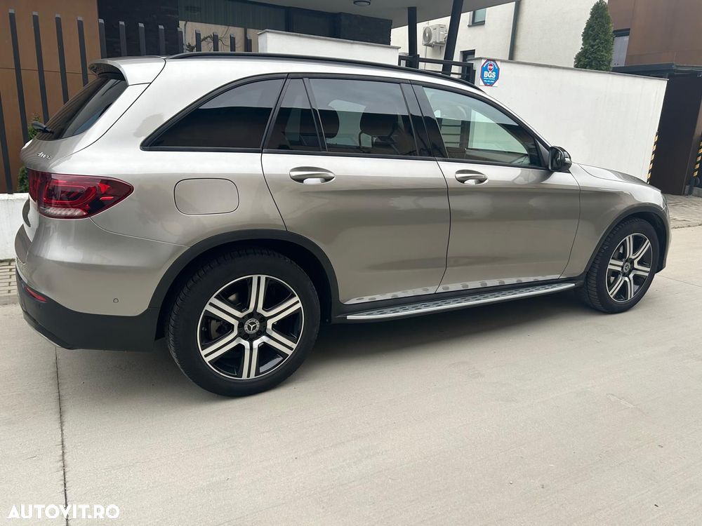 Mercedes-Benz GLC 300 4MATIC - 7