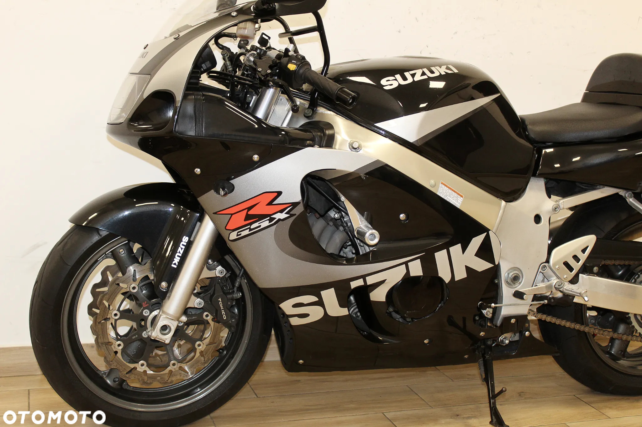 Suzuki GSX-R - 10