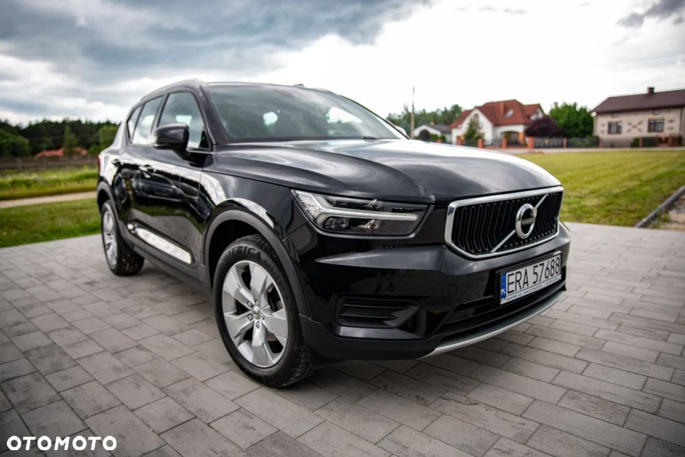 Volvo XC 40 D3 SCR Momentum - 1