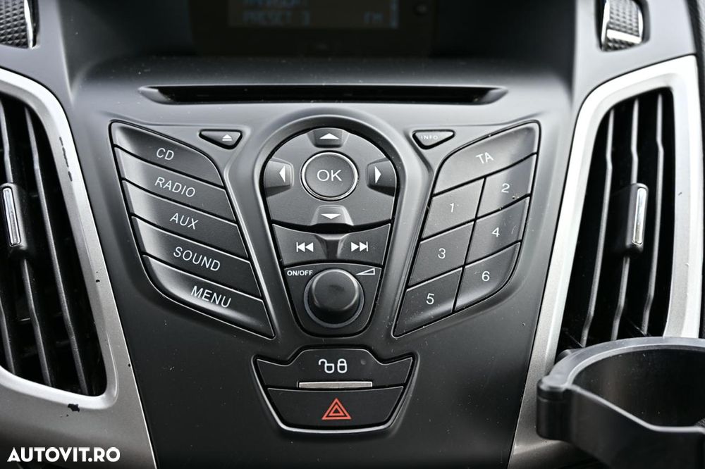 Ford Focus - 17