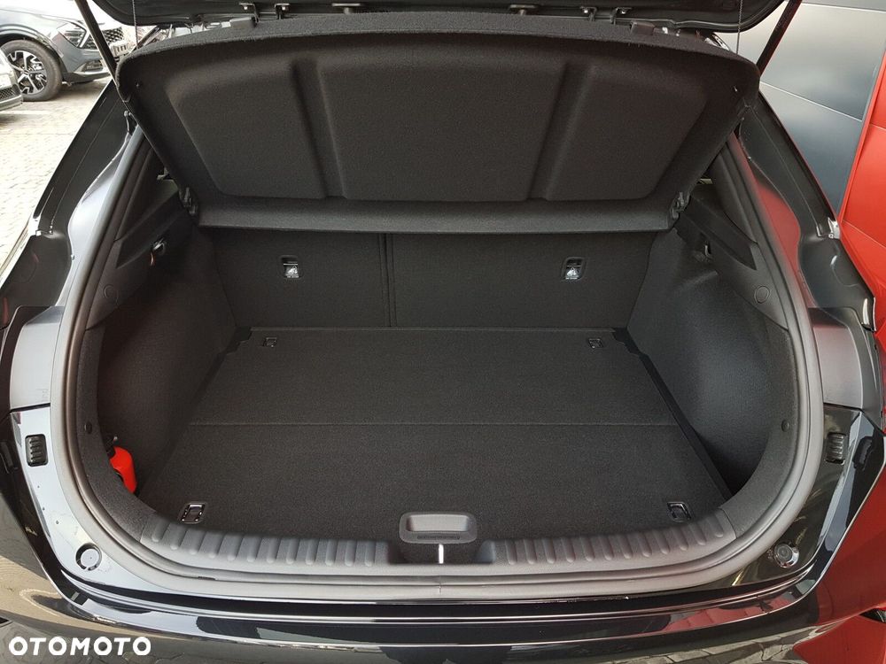 Kia XCeed 1.5 T-GDI M - 24