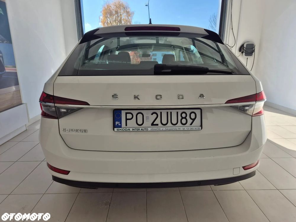 Skoda Superb 1.5 TSI Ambition DSG - 8