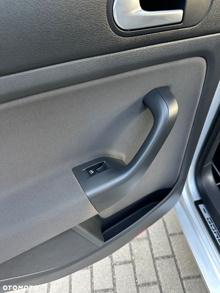 Volkswagen Golf Plus 1.6 Goal - 28