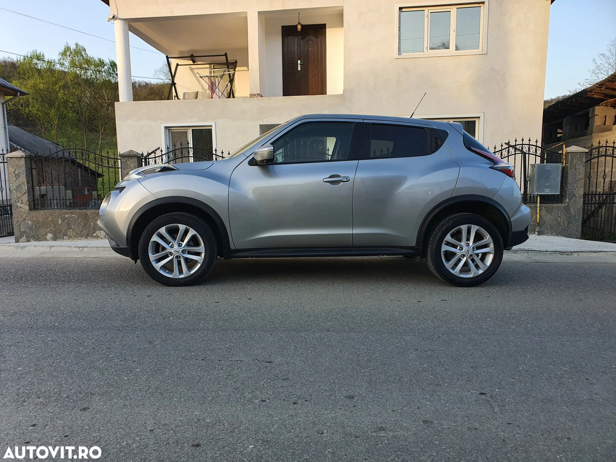 Nissan Juke 1.5L dCI Start/Stop Tekna - 2