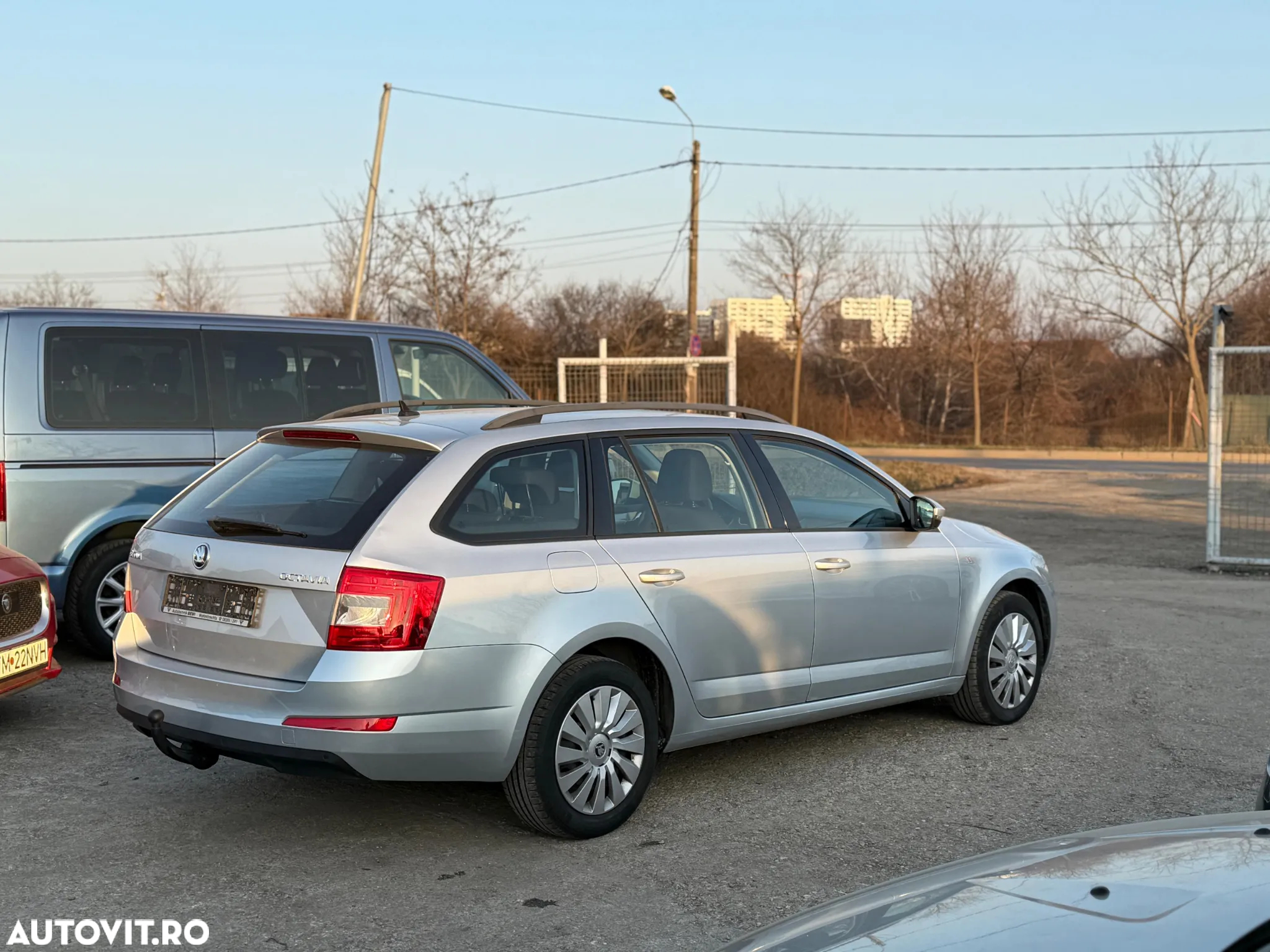 Skoda Octavia Combi Diesel 1.6 TDI Ambition - 4