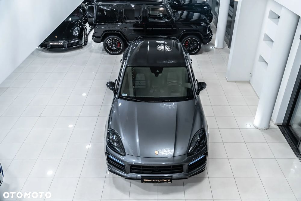Porsche Cayenne - 21