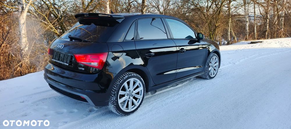 Audi A1 Sportback 1.4 TFSI S tronic S line Sportpaket - 5