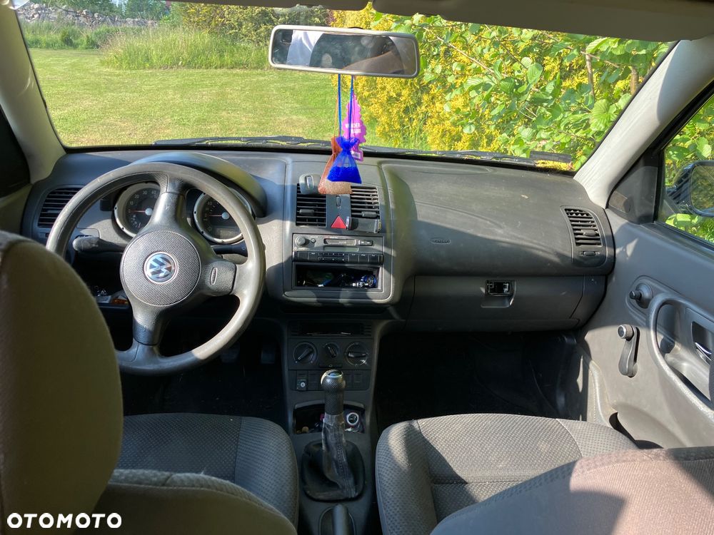 Volkswagen Polo 1.4 16V Basis - 4