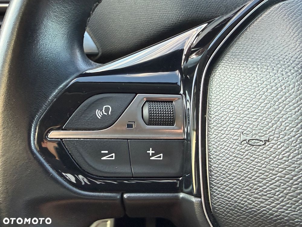 Peugeot 3008 BlueHDi 130 Stop & Start Allure - 28