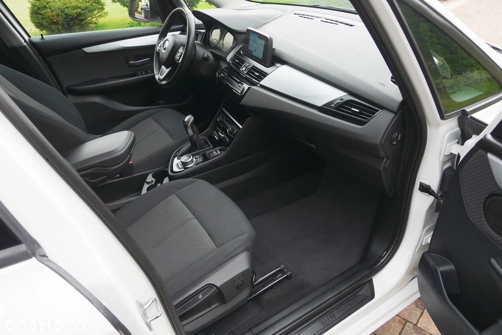 BMW Seria 2 218d Sport Line - 17