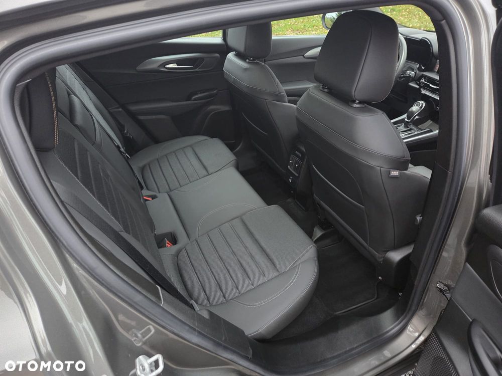 Alfa Romeo Tonale 1.5 T4 GSE mHEV Veloce DCT - 7