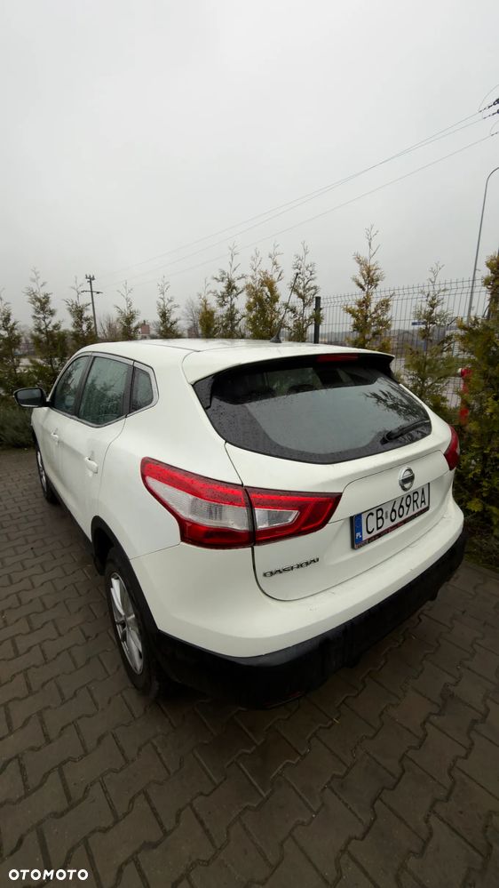 Nissan Qashqai - 4