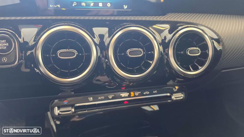Mercedes-Benz A 180 d Style Plus Aut. - 42
