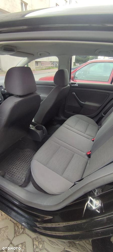 Volkswagen Golf - 12