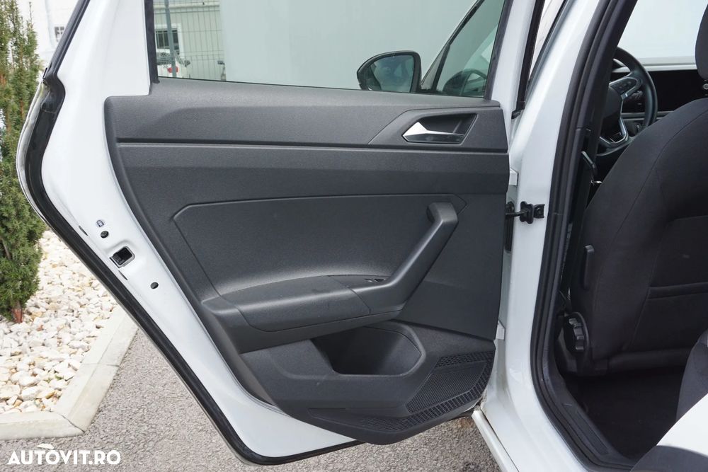 Volkswagen Taigo 1.5 TSI OPF DSG R-Line - 25