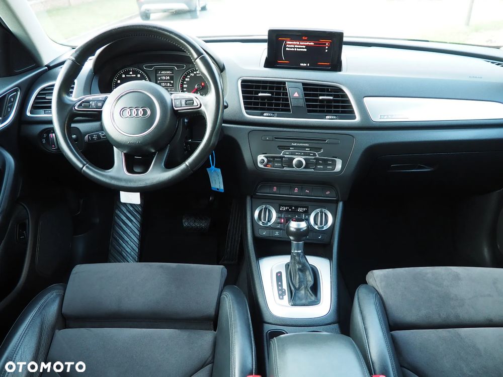 Audi Q3 2.0 TFSI Quattro S tronic - 32
