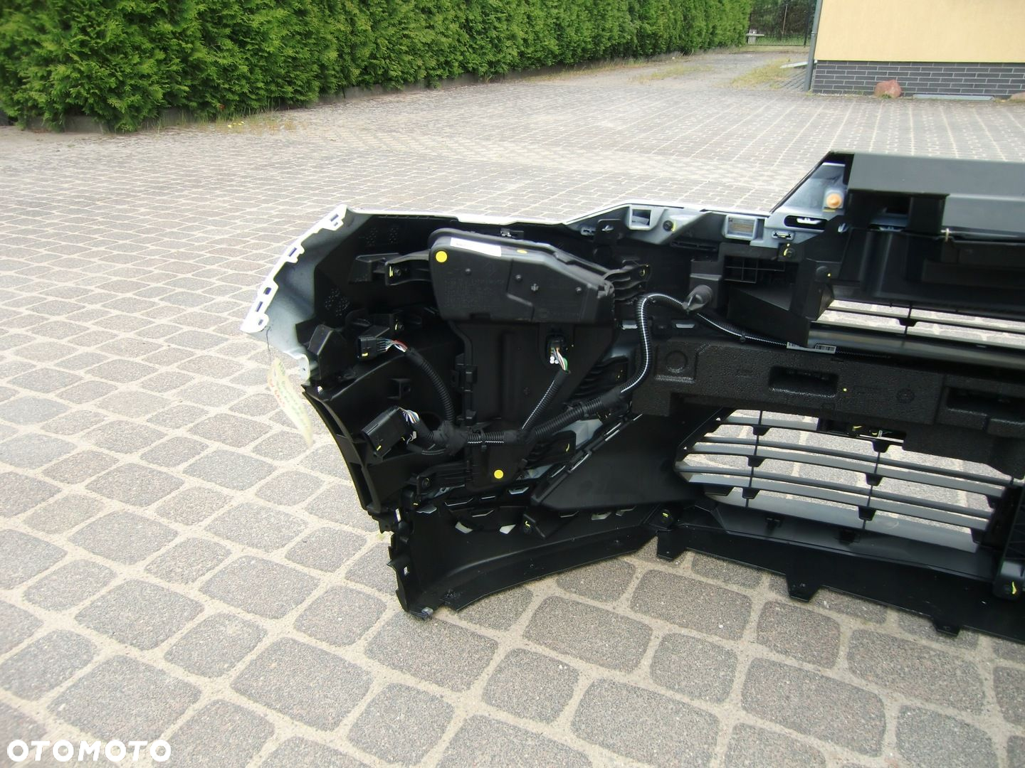 ZDERZAK RENAULT CAPTUR II E TECH 6XPDC - 10
