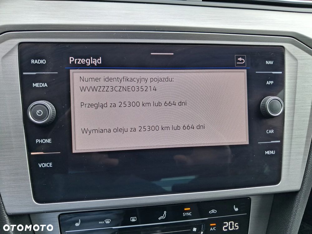 Volkswagen Passat 2.0 TDI EVO Business - 33