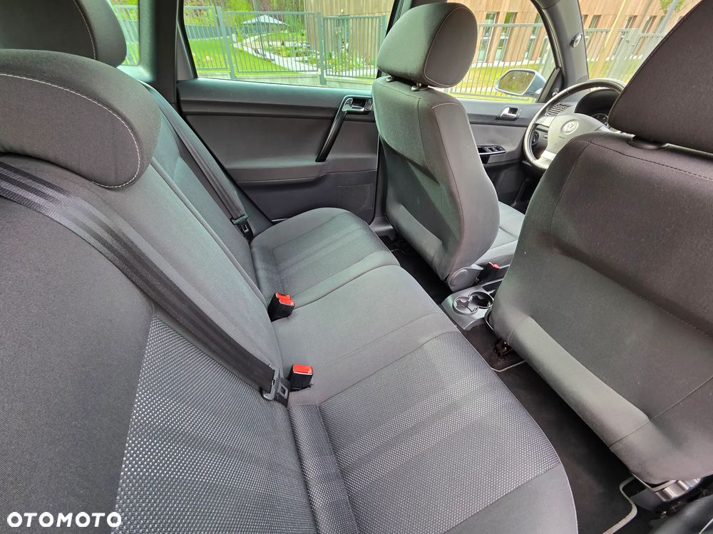 Volkswagen Polo - 18