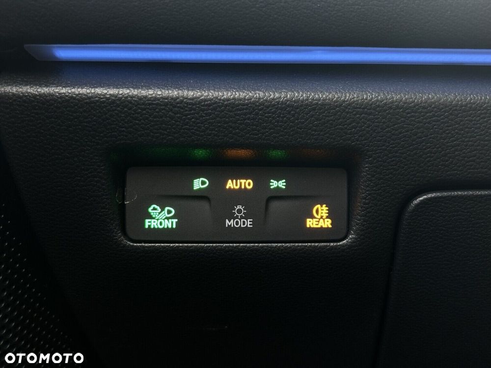 Volkswagen Passat - 27
