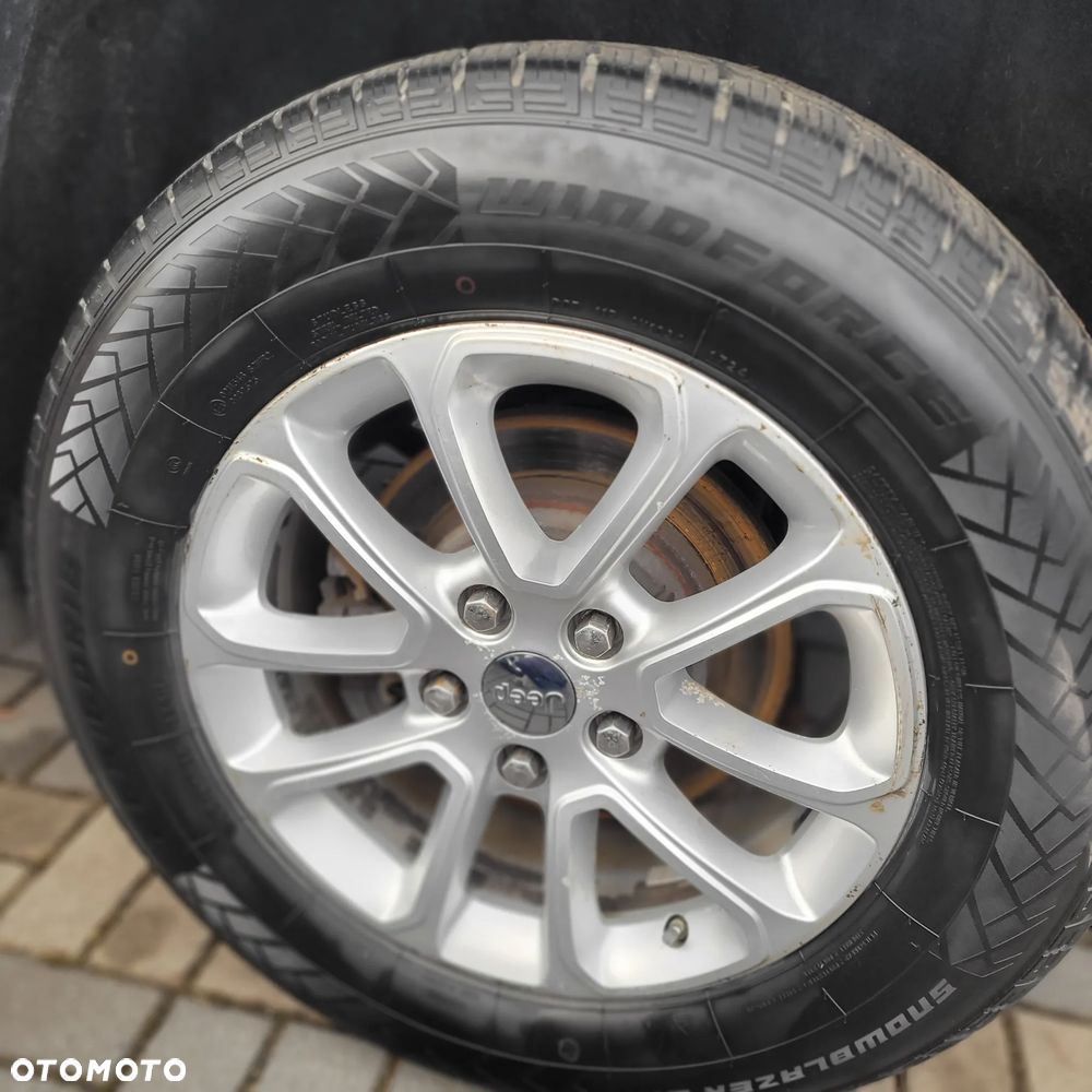 Jeep Grand Cherokee 3.7 4x2 Laredo - 8