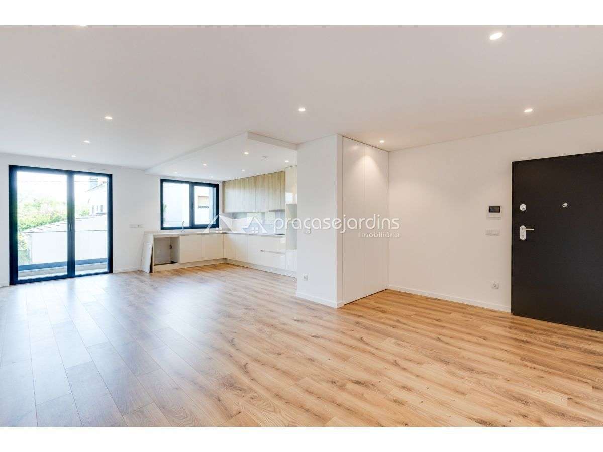 Apartamento T3 novo com espaço exterior privativo - Grande imagem: 3/24