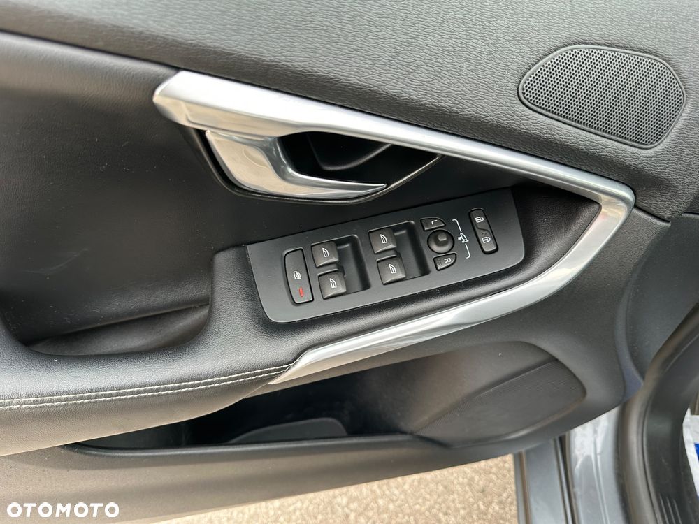 Volvo V40 - 11