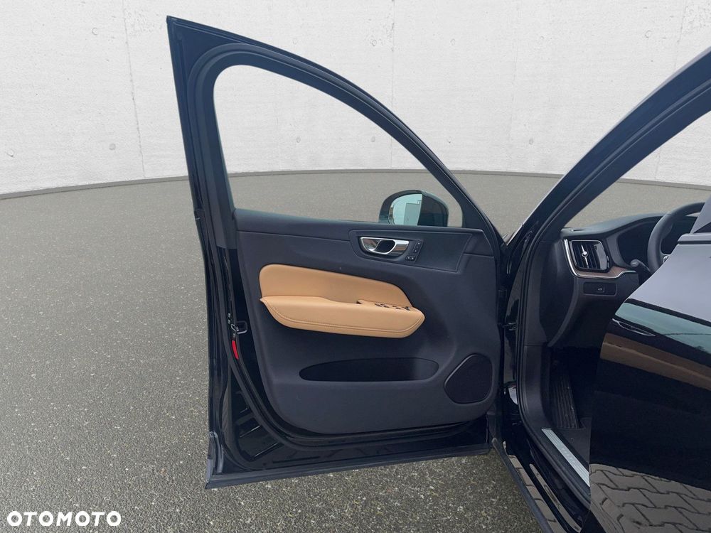 Volvo XC 60 - 18