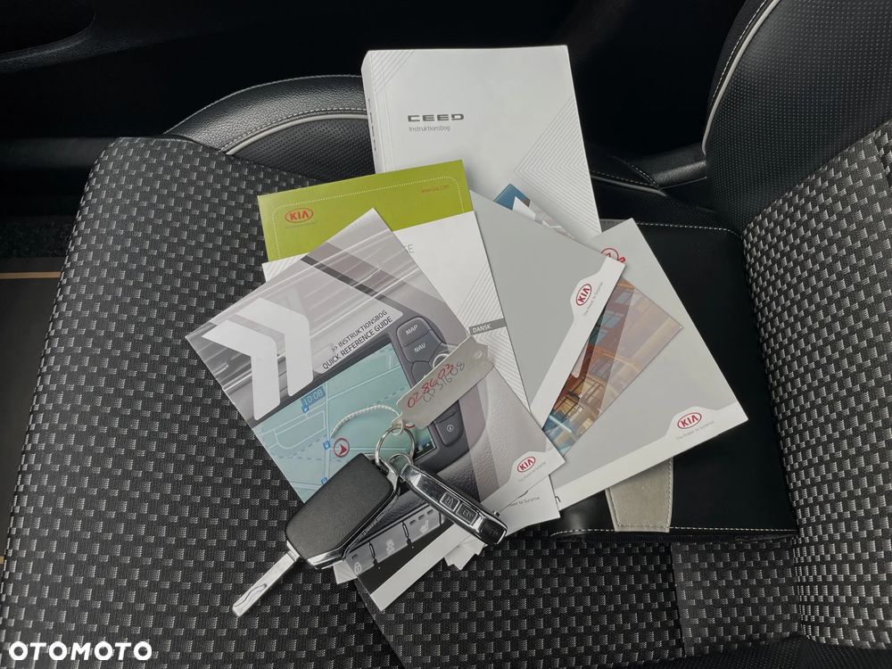 Kia XCeed 1.4 T-GDI L Business Line - 36