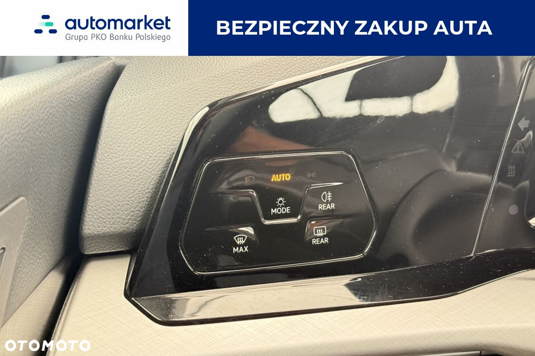 Volkswagen Golf VIII 1.5 TSI EVO Life - 14