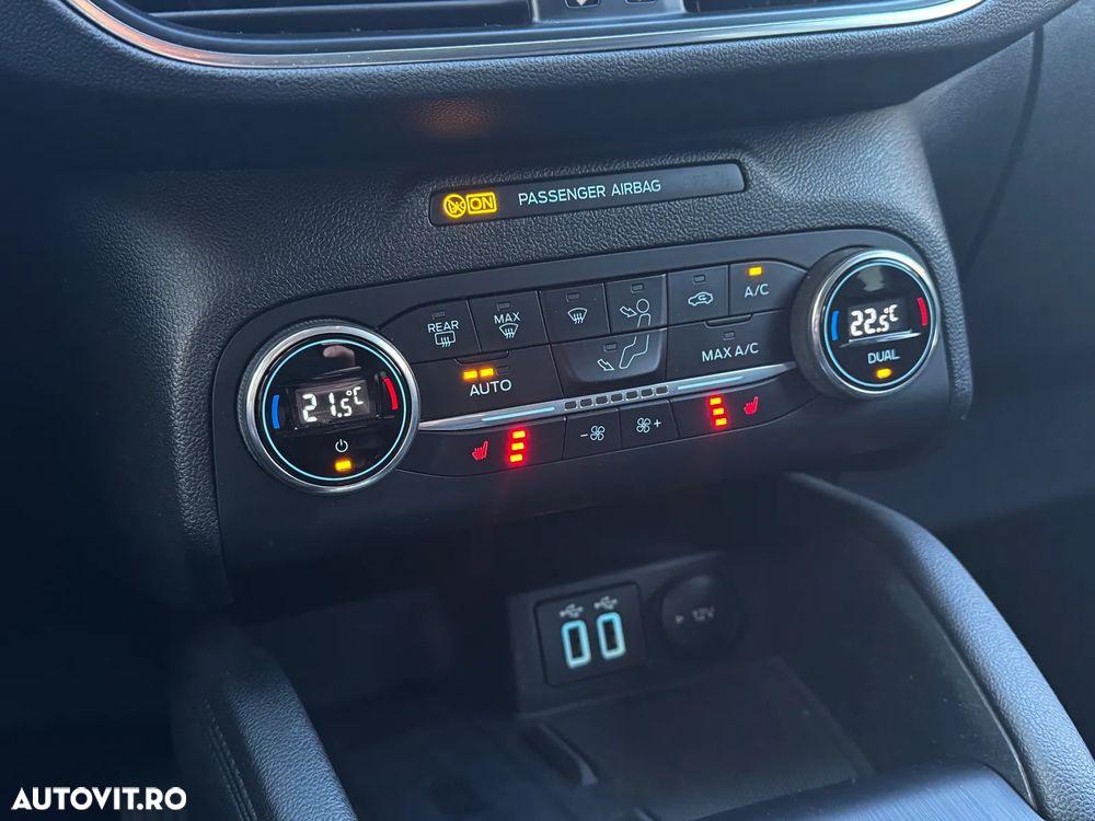 Ford Kuga 2.5 Duratec PHEV Titanium - 14