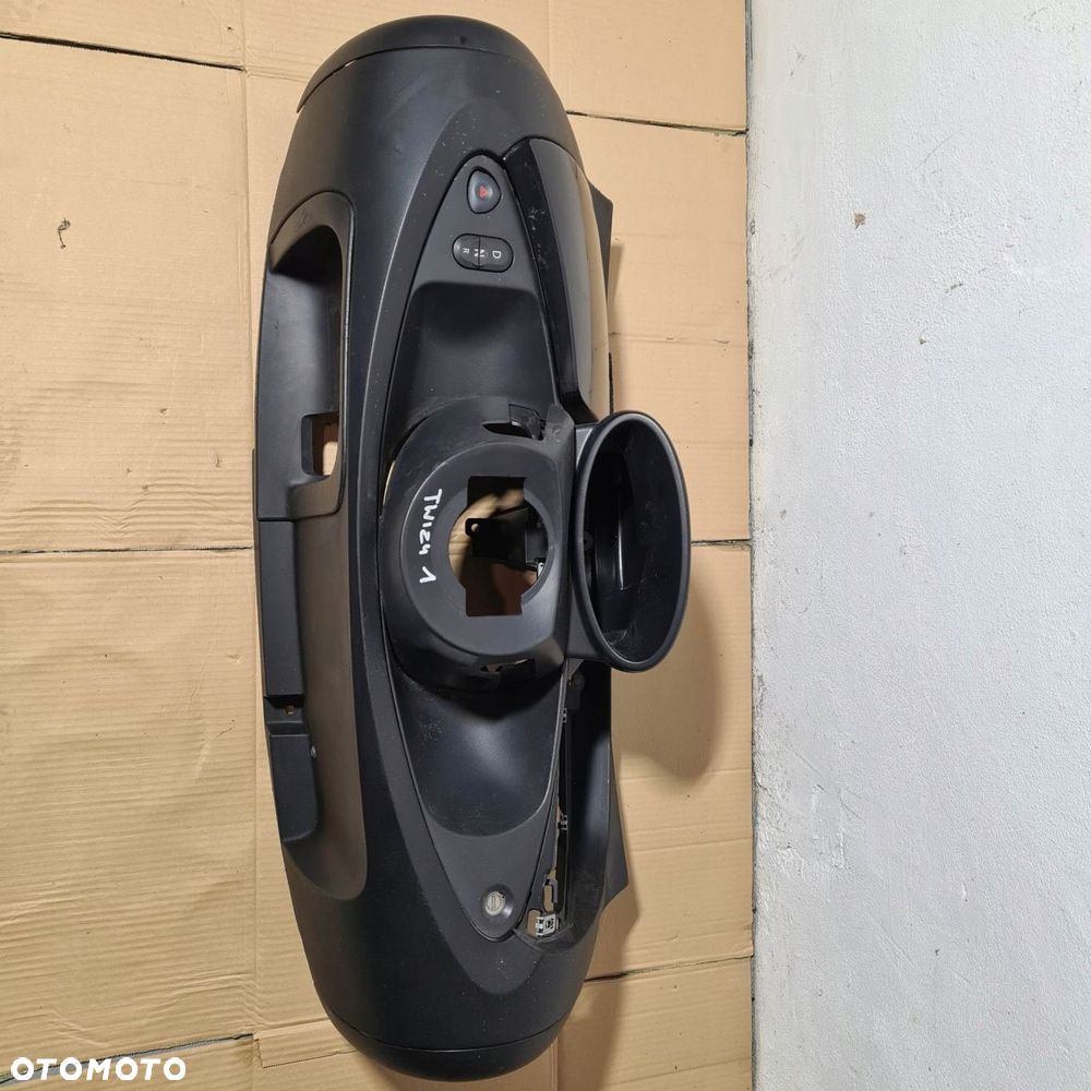 renault twizy kokpit deska konsola - 11