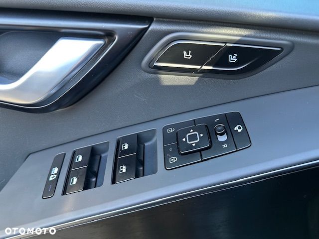 Kia Niro 1.6 GDI Plug-In Hybrid Business Line - 31