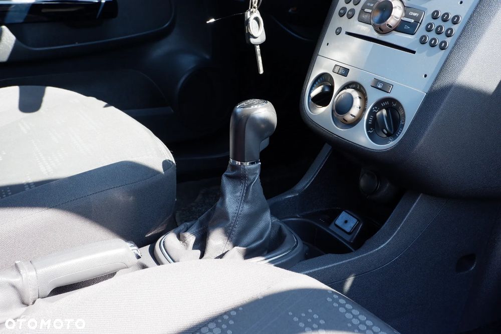 Opel Corsa 1.2 16V 111 - 7