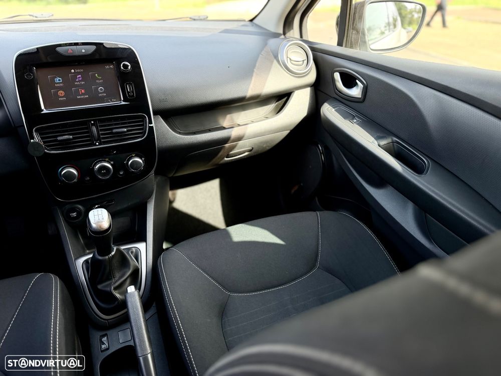 Renault Clio 1.5 dCi Limited EDition - 13