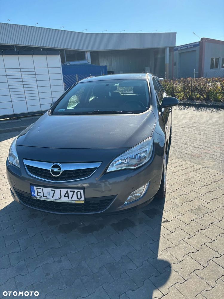 Opel Astra - 2