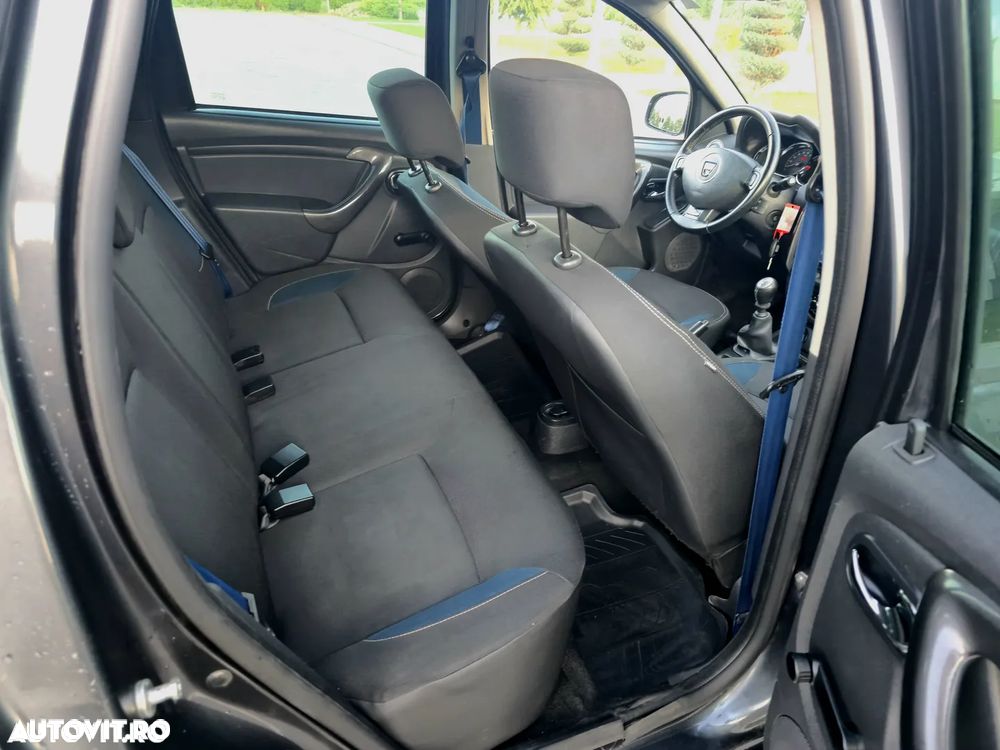 Dacia Duster dCi 110 FAP 4x4 Prestige - 6