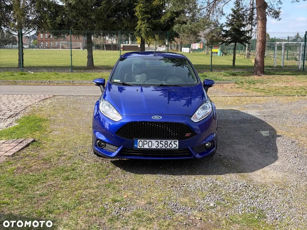 Ford Fiesta ST - 18