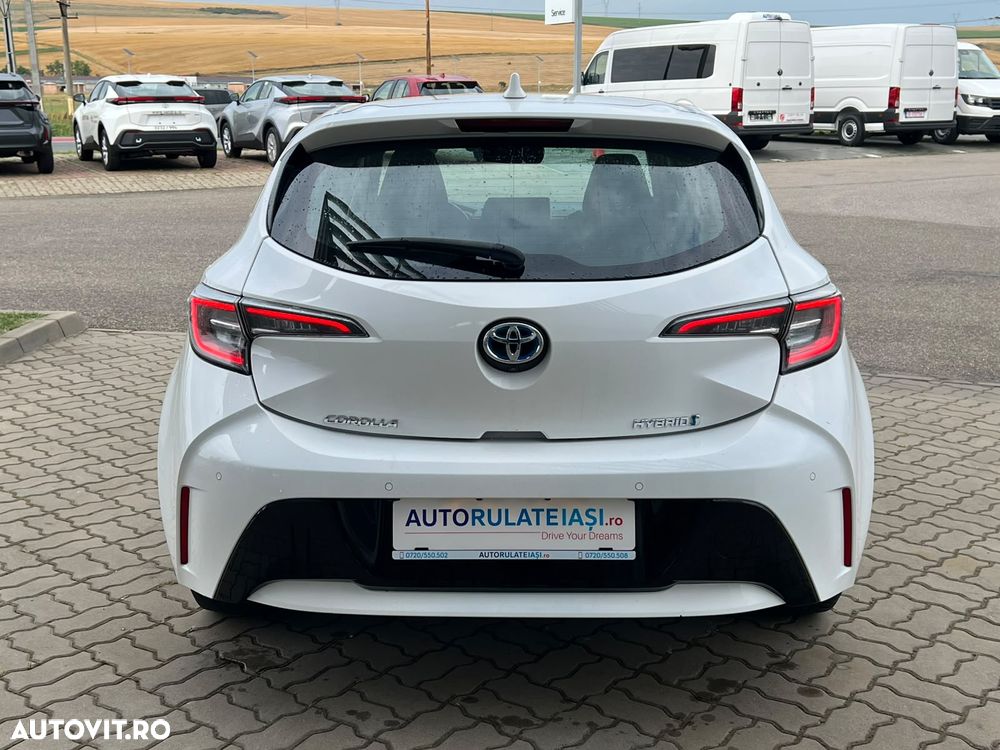 Toyota Corolla 1.8 HSD Dynamic - 8