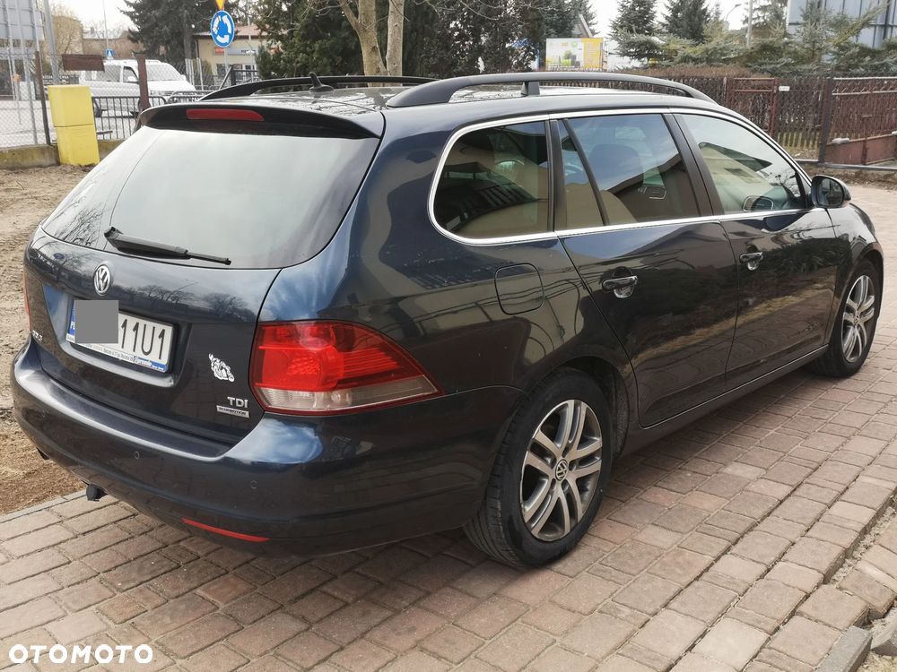 Volkswagen Golf 1.6 TDI DPF Highline - 12