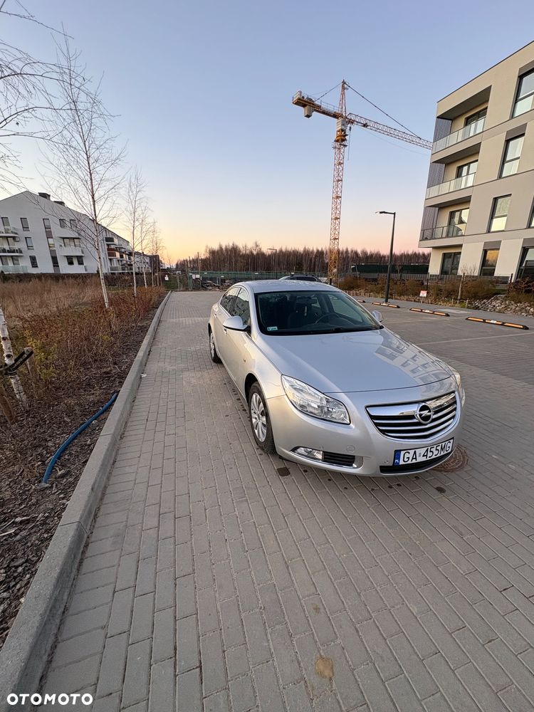 Opel Insignia 1.8 - 12