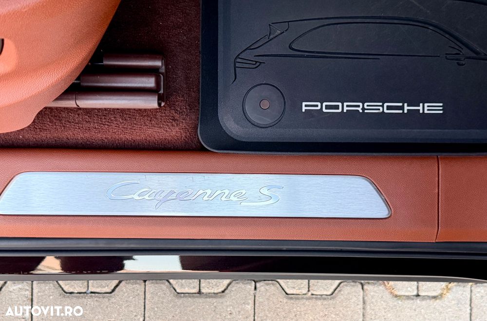Porsche Cayenne S Tiptronic S - 27