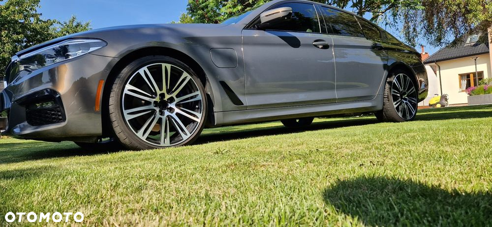 BMW Seria 5 530i xDrive M Sport sport - 14