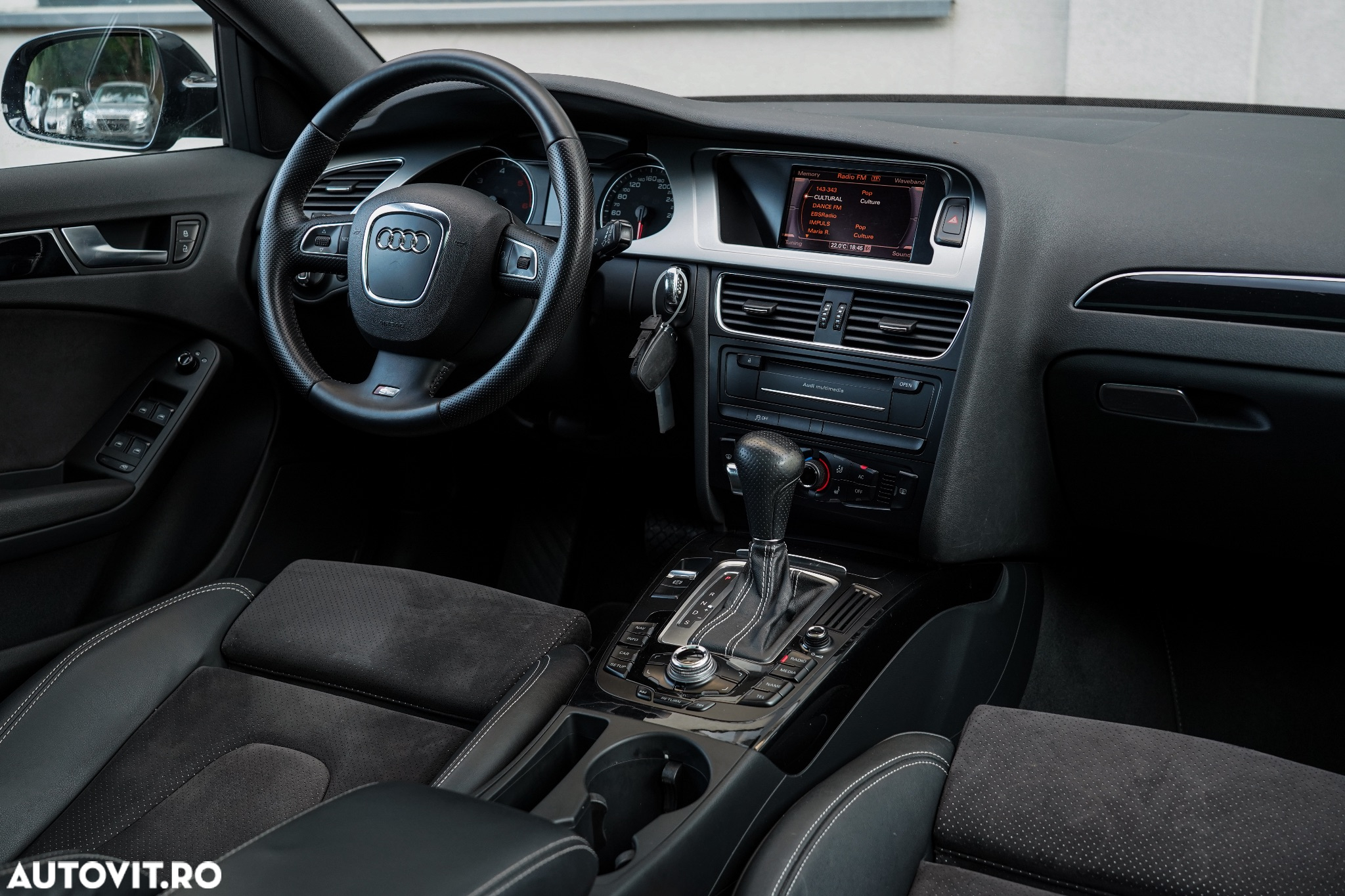 Audi A4 Avant 2.0 TDI DPF multitronic S line Sportpaket (plus) - 22