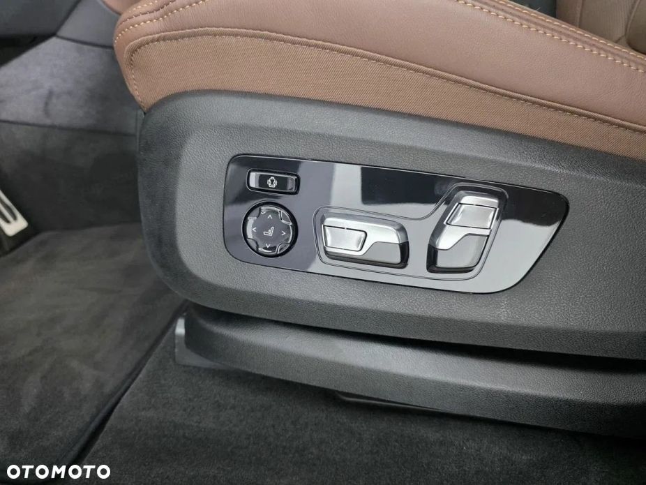 BMW X5 xDrive30d mHEV M Sport sport - 11