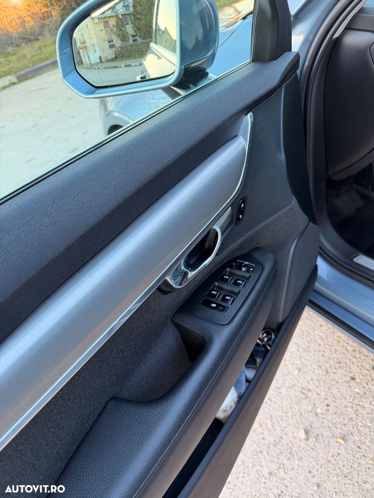 Volvo S90 D4 Geartronic Momentum - 17