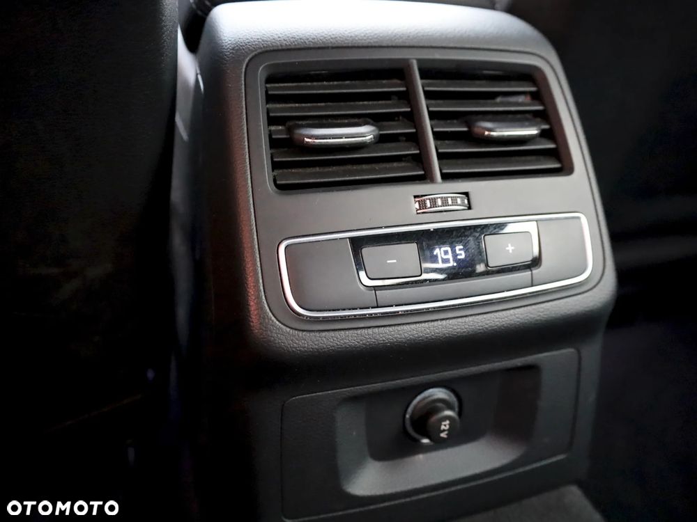 Audi A4 Limousine 40 TFSI S tronic - 40