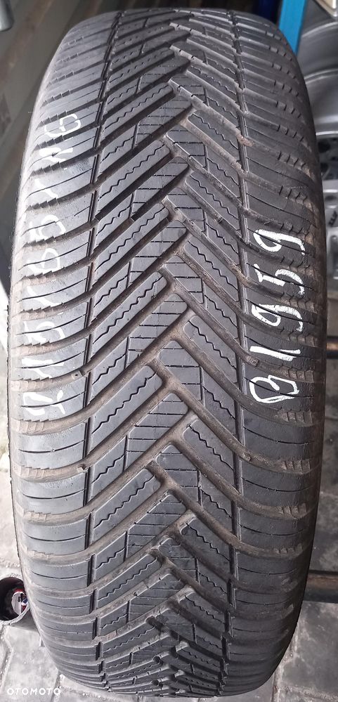 215/65/16 Hankook Kinergy 4S2 102V - 1