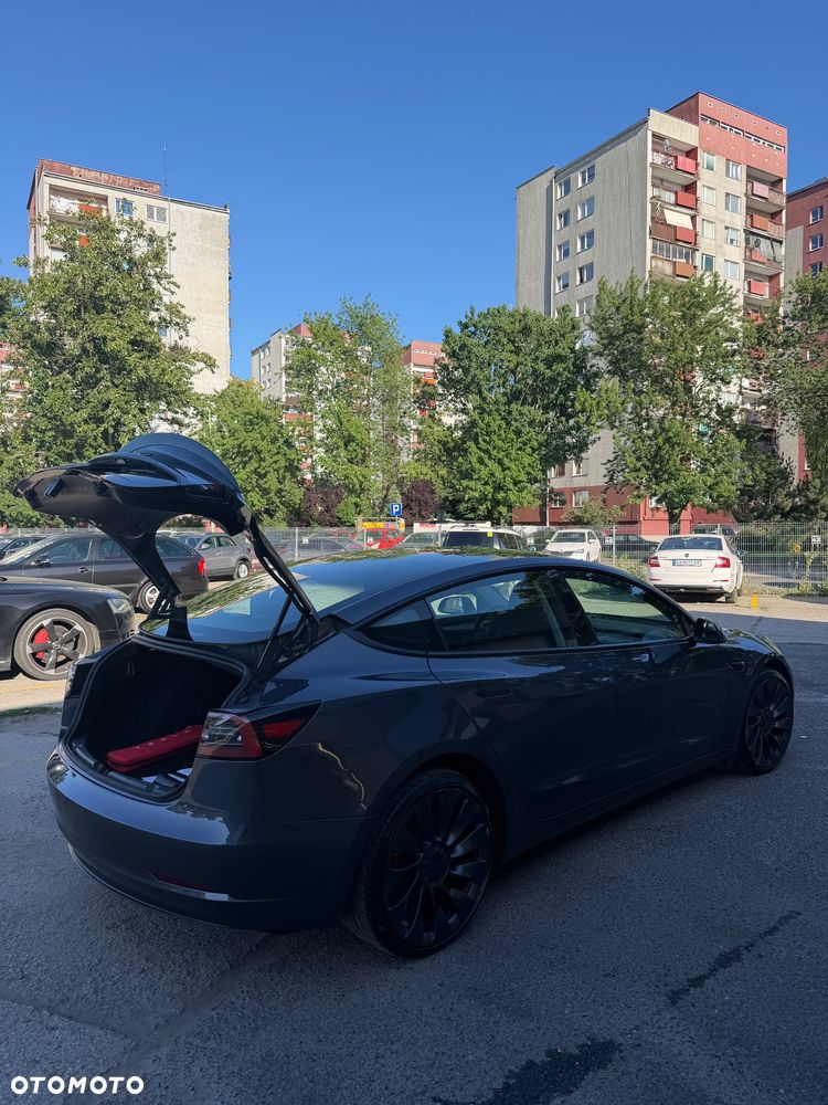 Tesla Model 3 Langstreckenbatterie Allradantrieb Dual Motor Performance - 14